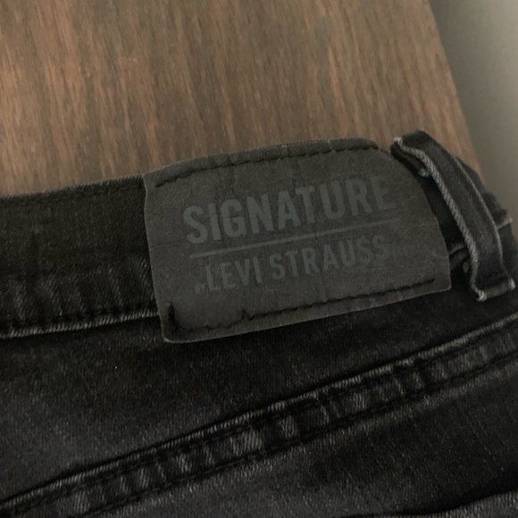 Boys size 16 skinny Levi stratus pants - Picture 9 of 13